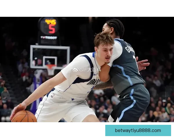 弗拉格空砍51分刷新生涯新高 赛季三次40+比肩乔丹 独行侠惜败魔术 弗拉格空砍51分刷新生涯新高 赛季三次40+比肩乔丹 独行侠惜败魔术